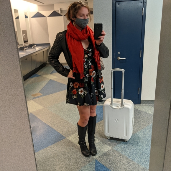 Meet your Posher, Amie - Picture 4 of 4